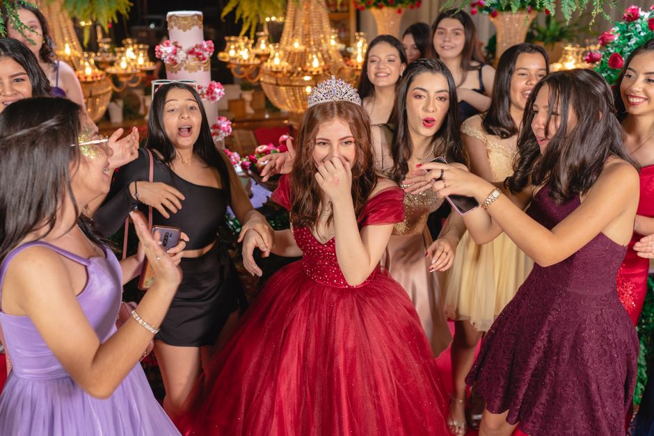 Homecoming dance teens formal group — Towson MD party bus rental