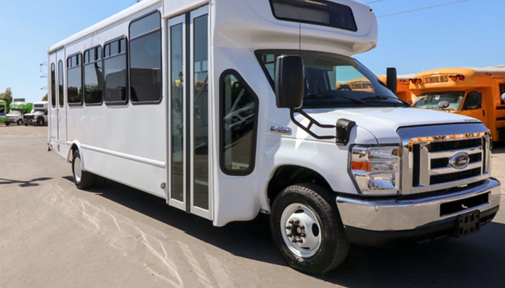 18 Passenger Mini Coach Bus - Baltimore Trips